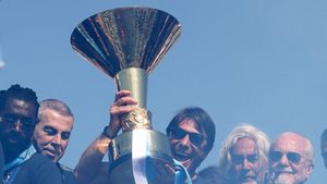 8 Pelatih Bergaji Tertinggi di Serie A, Conte Nomor 1