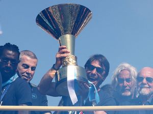 8 Pelatih Bergaji Tertinggi di Serie A, Conte Nomor 1