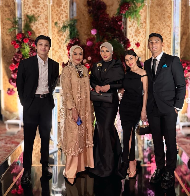 Ariel Tatum bersama Daffa Wardhana dan Marini Zumarnis