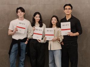 Shin Min Ah - Lee Jong Suk Syuting di Praha, Main Drakor Kerajaan Tayang 2026
