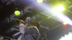 Dengan line-up musisi yang beragam dan penuh kejutan, Allo Bank Festival 2025 sukses membuka hari pertamanya dengan meriah dan ditutup dengan gaya lewat dentuman koplo yang sulit dilupakan.
