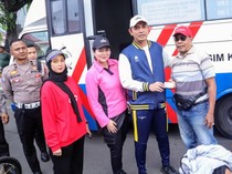 Polres Situbondo Beri Layanan Pengobatan Gratis di CFD Alun-alun