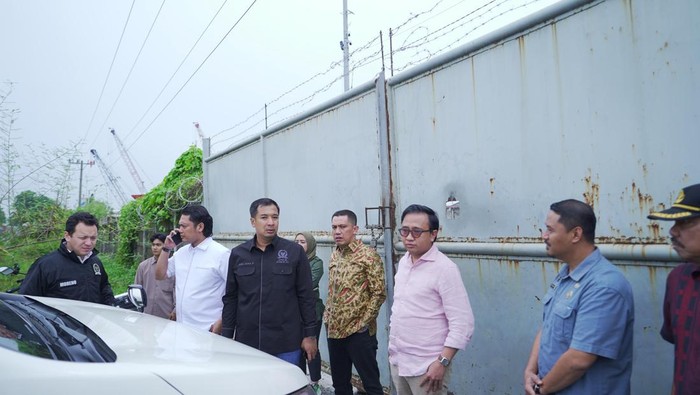 Komisi XII DPR RI melakukan sidak ke PT Sumatera Tobacco Trading Company (STTC) di Medan Belawan, Kota Medan, Sumatera Utara. (Dok. Istimewa)