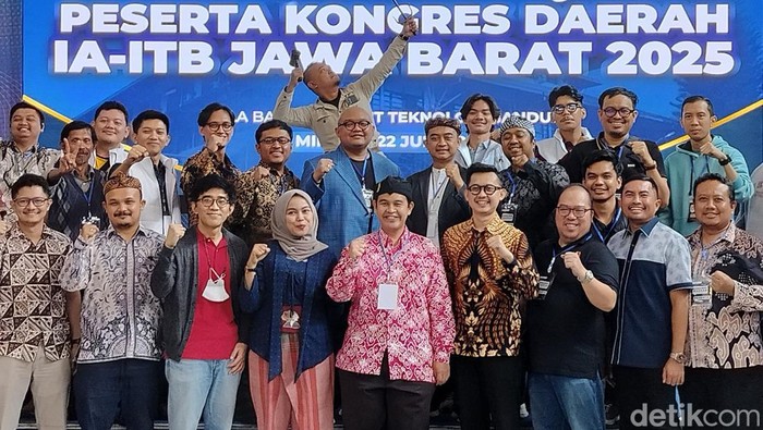 M Firaldi Akbar Zulkarnain terpilih jadi Ketua IA ITB Jabar.