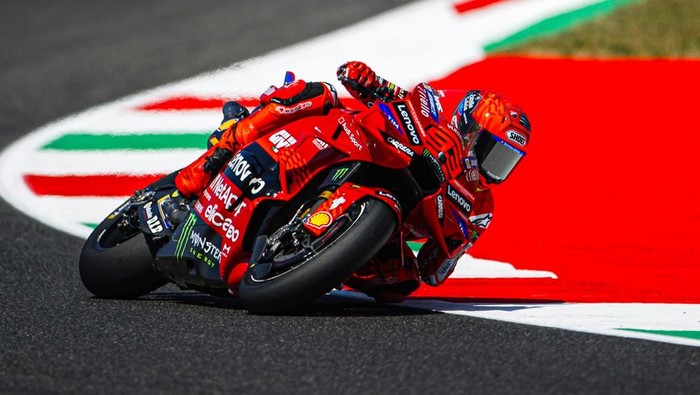 Marc Marquez tampil cemerlang di MotoGP Italia 2025