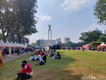 Warga Mulai Datangi Lapangan Banteng, Ikuti Perayaan HUT Jakarta
