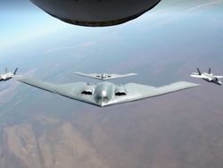 Ini Pesawat Pengebom B-2 Amerika Penghancur Situs Nuklir Iran