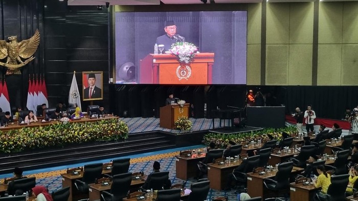 Pramono di Rapat Paripurna DPRD DKI Jakarta. (Taufiq Syarifudin/detikcom)