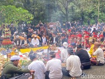 Ngertakeun Bumi Lamba, Ritual Bersyukur Berkah di Tangkuban Parahu