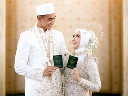 Most Pop: Pernikahan Rizky Ridho & Sendy Aulia, Tampil Glamor Saat Resepsi