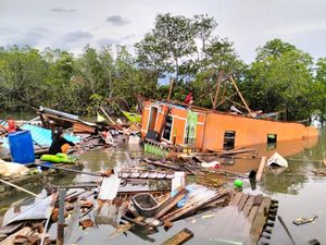 8 Rumah di Luwu Rusak Diterjang Angin Puting Beliung, 6 Orang Luka