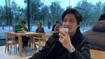 Potret Keren Teuku Rassya Jajan di Jepang hingga Nongkrong di Kafe