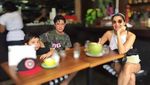 Potret Keren Teuku Rassya Jajan di Jepang hingga Nongkrong di Kafe