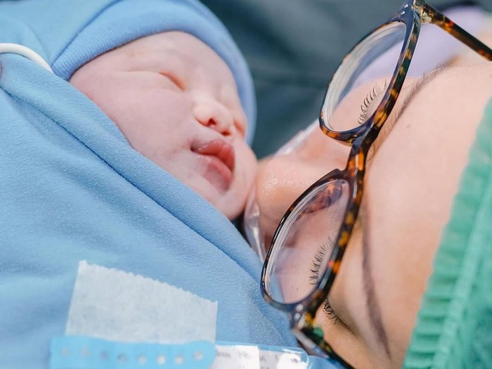 Tora Sudiro Tora Sudiro jadi kakek