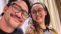 Momen Tora Sudiro menemani Nabila saat masih hamil. Tora memang rajin banget ikut Nabila periksa ke dokter kandungan. Foto: dok. Instagram Tora Sudiro