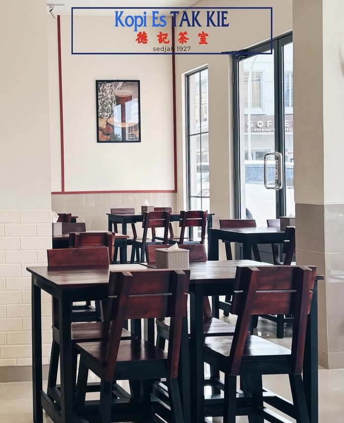10 Tempat Makan Paling Legendaris di Jakarta, Ada yang Buka Sejak 1925!