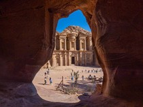 Megah dan Misterius, 5 Keajaiban Arsitektur Kuno yang Bikin Takjub!