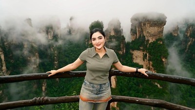 Potret Ashanty Liburan ke China, Singgah ke Gunung Avatar