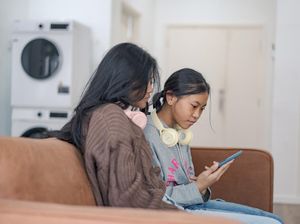 Mempercepat Tayangan Video Bisa Memperburuk Kinerja Otak, Kok Bisa?
