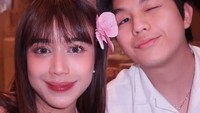 Brisia Jodie dan Jonathan Alden sering mengumbar kemesraannya bersama. Makan di restoran secara private rutin dilakukan keduanya. Foto: Instagram/brisiajodie & Instagram/jonathan.alden_