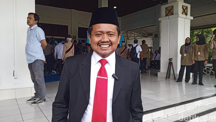 Bupati Sumedang Dony Ahmad Munir