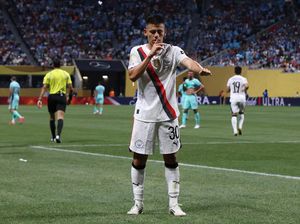 AS Roma Bidik Claudio Echeverri