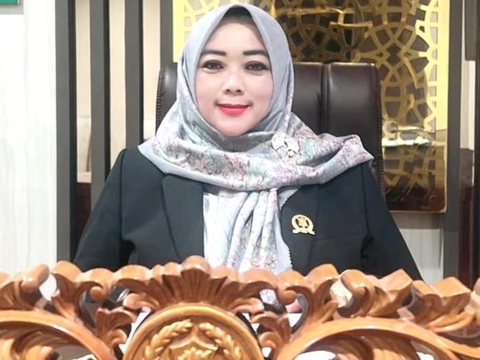 DPRD Surabaya