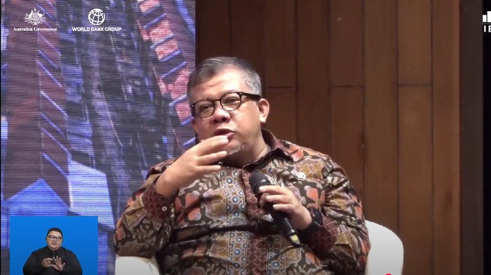 Fahri Hamzah saat hadir dalam acara Indonesia Economic Prospects June 2025 People-First Housing: A Roadmap From Homes To Jobs To Prosperity In Indonesia, Senin (23/6/2025).