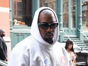 Tiket Konser Kanye West di GBK Ludes Dibeli Fans dari 73 Negara
