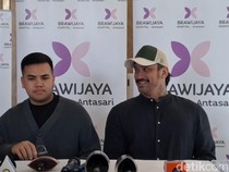 Video: Momen Kebahagiaan Tora Sudiro Jadi Kakek