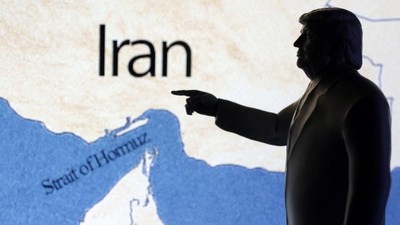 Keputusan Trump Bom Iran Bikin Harga Minyak Dunia Meledak!
