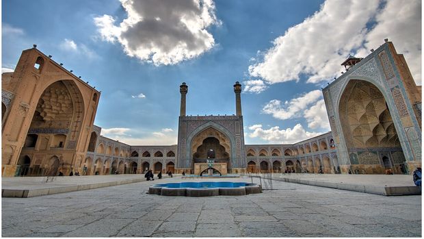 Masjid Jāmé situs warisan dunia di ISfahan, Iran.
