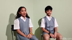 Kenalan Sama Pemeran Sadam dan Sherina di Panggung Musikal Petualangan Sherina!