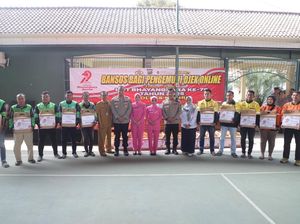 Hari Bhayangkara ke-79, Polres Kediri Ziarah Makam dan Bagi Sembako ke Ojol