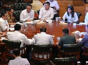 Prabowo Kumpulkan Menteri-Kapolri di Hambalang, Bahas Kondisi Global