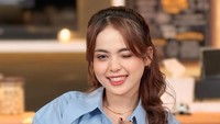 Putri Isnari menegaskan terkait kondisi rumah tangga. Kitanya alhamdulillah bahagia-bahagia saja, tuturnya. (Foto: dok Instagram putriisnari3)