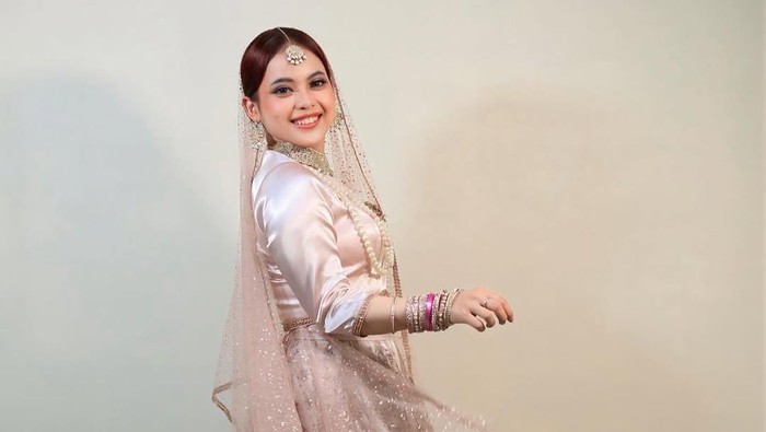 putri isnari putri isnari
