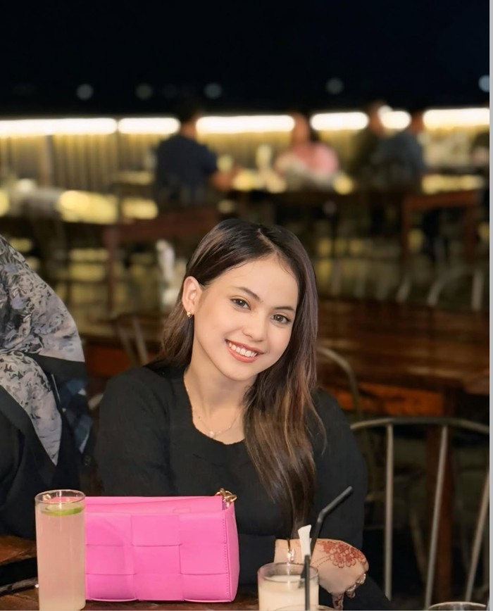 Putri Isnari Putri Isnari