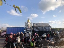 Ratusan Sopir Truk Blokir Bundaran GMS Lombok Barat, Tolak Aturan Zero ODOL