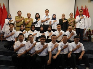 Lewat Program BERDAYA, Transjakarta Beri Kesempatan Magang Jadi Pramusapa