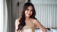 Vania Valencia mengatakan menjalani serangkaian operasi kecantikan, mulai dari liposuction atau sedot lemak di lengan dan perut dan eyelid atau kelopak mata. (Foto: dok Instagram vaniavalencia8)