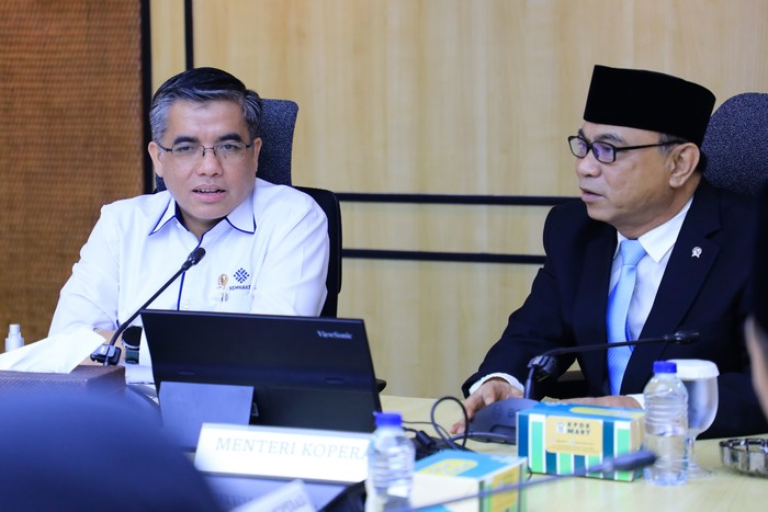 Yassierli dan Budi Arie