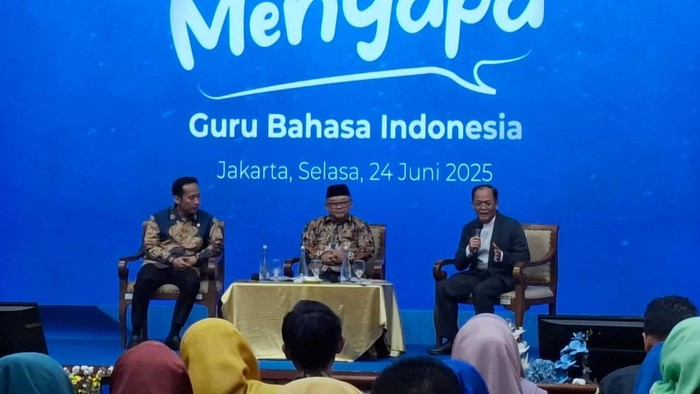 Acara Pak Acara Menteri Menyapa: Guru Bahasa Indonesia di Gedung A Kemendikdasmen
