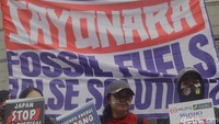 Aksi ini menyoroti peran Jepang sebagai pendana proyek batu bara di Indonesia, yang dinilai bertentangan dengan komitmen iklim global.  