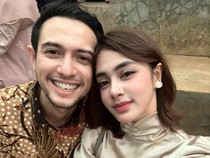 Biby Alraen Belum Nyaman Lepas Hijab, Rifky Balweel Ajak Umrah