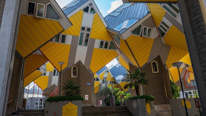 Cube House Cube House punya tema