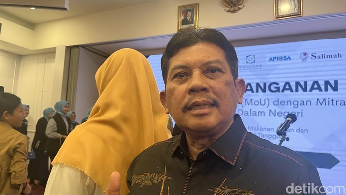 Direktur Utama BPJS Kesehatan Prof Ali Ghufron Mukti memastikan 7,3 juta peserta penerima bantuan iuran jaminan kesehatan (PBI JK) yang dinon-aktifkan tidak lantas mengurangi jatah 98,7 juta PBI seperti yang diamanatkan Undang Undang.