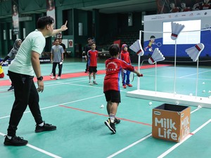 Festival SenengMinton 2025 Diikuti Ratusan Anak Sekolah