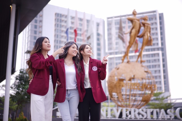 Ilustrasi mahasiswa Universitas Ciputra Makassar.