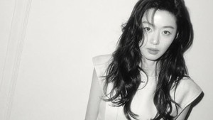 Kontrak eksklusif kami dengan Jun Ji Hyun telah berakhir, kami mutusin gak memperpanjang, kata manajemen dalam sebuah keterangan pers ke media dilansir Sports Chosun pada Selasa (24/6/2025). (Foto: dok. Instagram @ieumhashtag_official)
